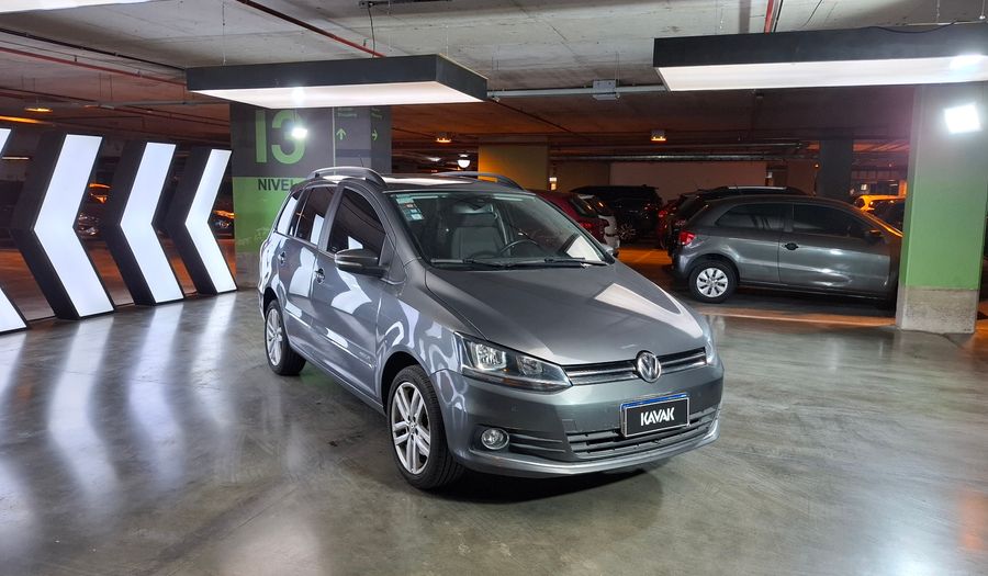 Volkswagen Suran 1.6 16V HIGHLINE Wagon 2017