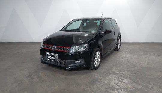 Volkswagen • Polo