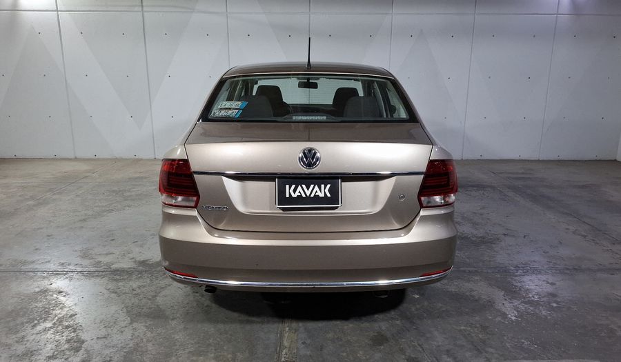 Volkswagen Vento 1.6 COMFORTLINE TIPTRONIC Sedan 2018
