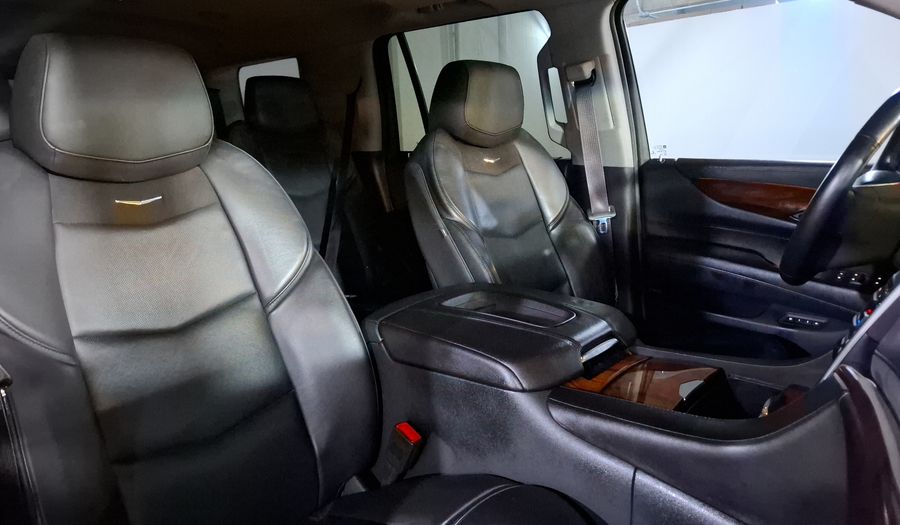 Cadillac Escalade 6.2 ESV D AT 4WD Suv 2015