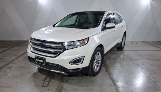 Ford • Edge