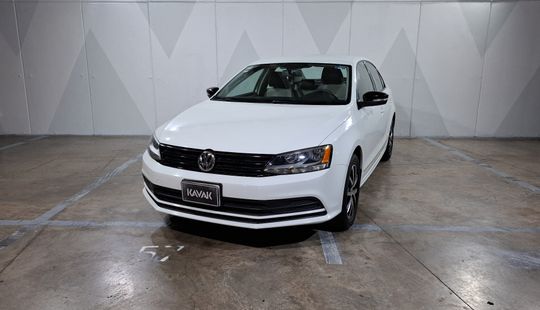 Volkswagen • Jetta