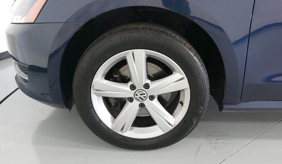 Volkswagen Passat 2.5 HIGHLINE TIPTRONIC Sedan 2015