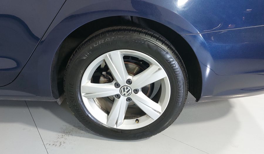 Volkswagen Passat 2.5 HIGHLINE TIPTRONIC Sedan 2015