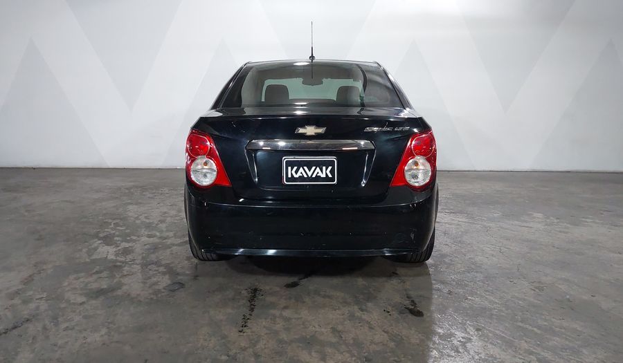 Chevrolet Sonic 1.6 AT F LTZ Sedan 2015