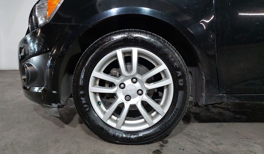 Chevrolet Sonic 1.6 AT F LTZ Sedan 2015