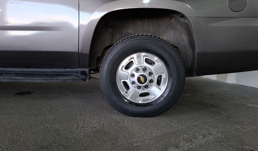 Chevrolet Suburban 6.0 G HD AT 4WD Suv 2016