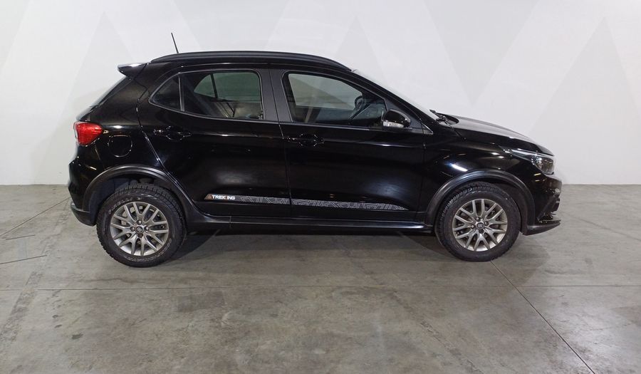 Fiat Argo 1.8 TREKKING AUTO Hatchback 2022