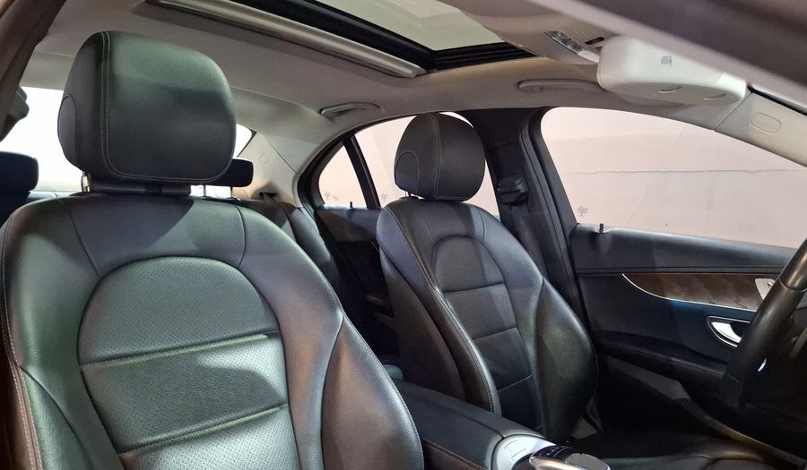 Mercedes Benz Clase C 2.0 200 EXCLUSIVE AUTO Sedan 2018
