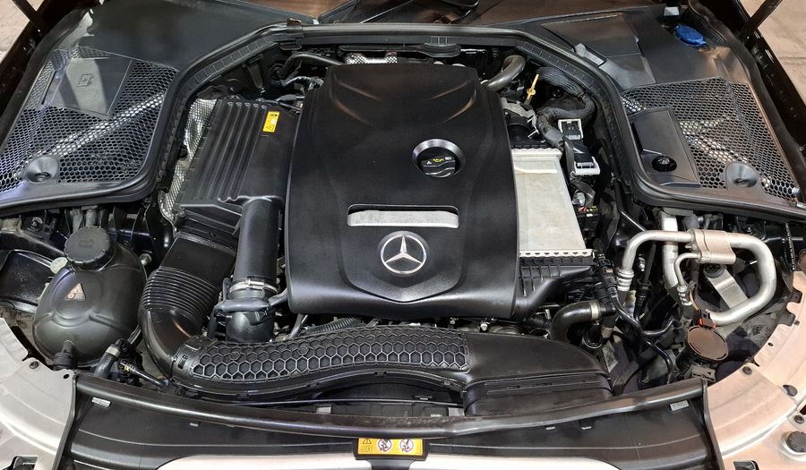 Mercedes Benz Clase C 2.0 200 EXCLUSIVE AUTO Sedan 2018
