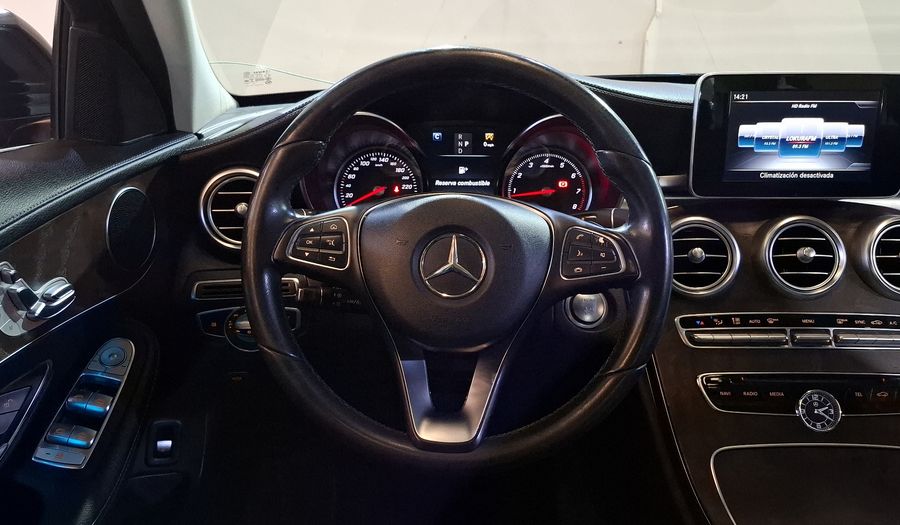 Mercedes Benz Clase C 2.0 200 EXCLUSIVE AUTO Sedan 2018