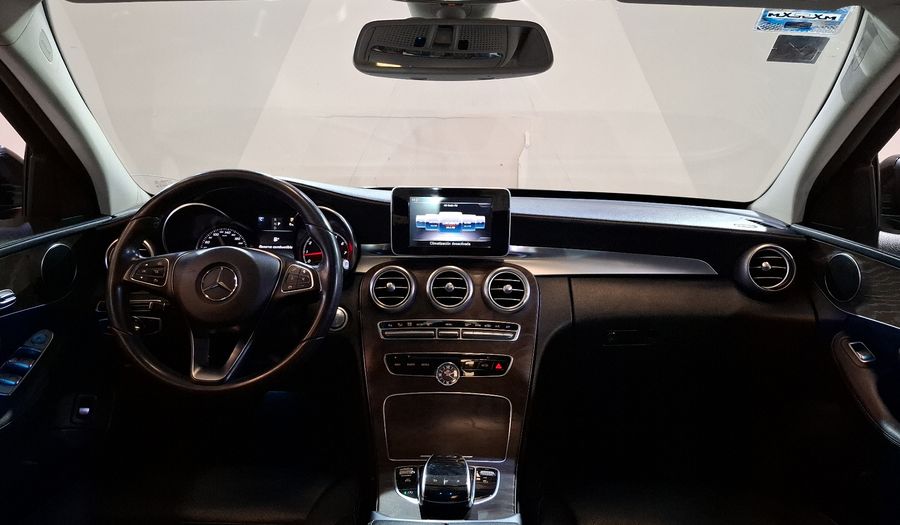 Mercedes Benz Clase C 2.0 200 EXCLUSIVE AUTO Sedan 2018