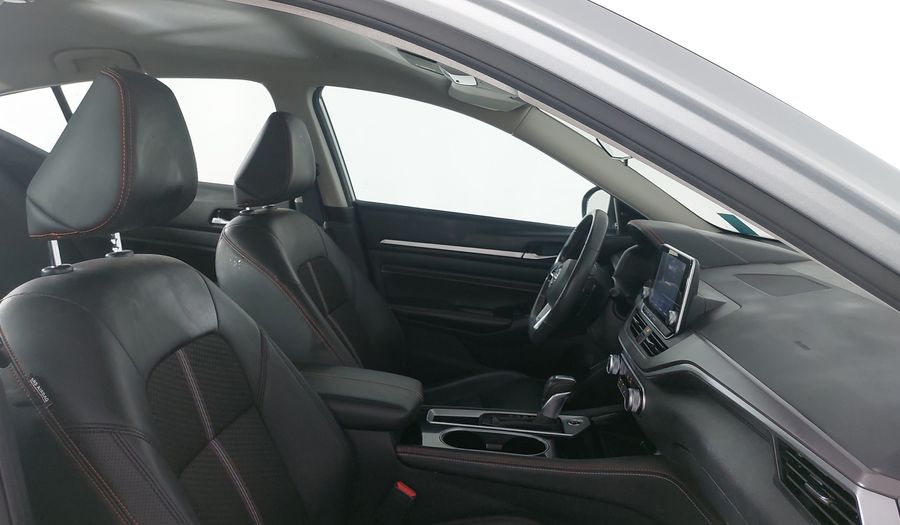 Nissan Altima 2.0 SR TURBO CVT Sedan 2023