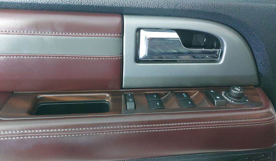 Ford Expedition 3.5 PLATINUM 4X4 V6 AT Suv 2017