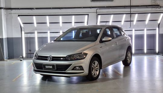 Volkswagen • Polo