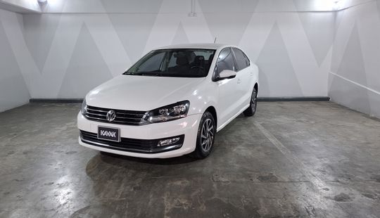 Volkswagen • Vento