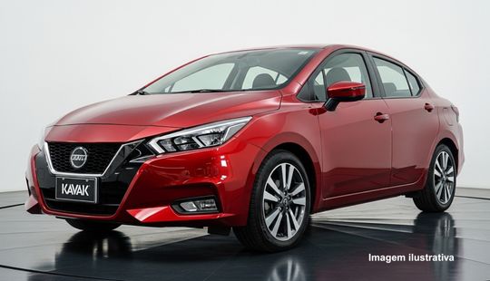 Nissan • Versa