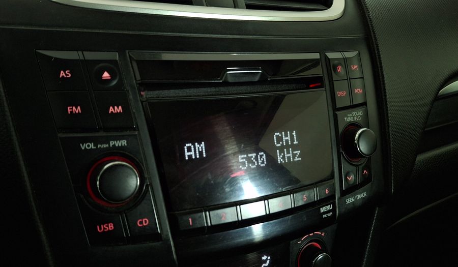Suzuki Swift 1.4 GLX Hatchback 2014