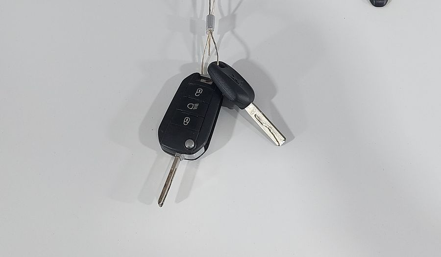 Peugeot 208 ACTIVE Hatchback 2020