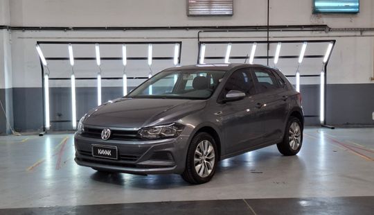 Volkswagen • Polo