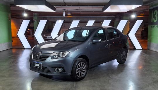 Renault • Logan