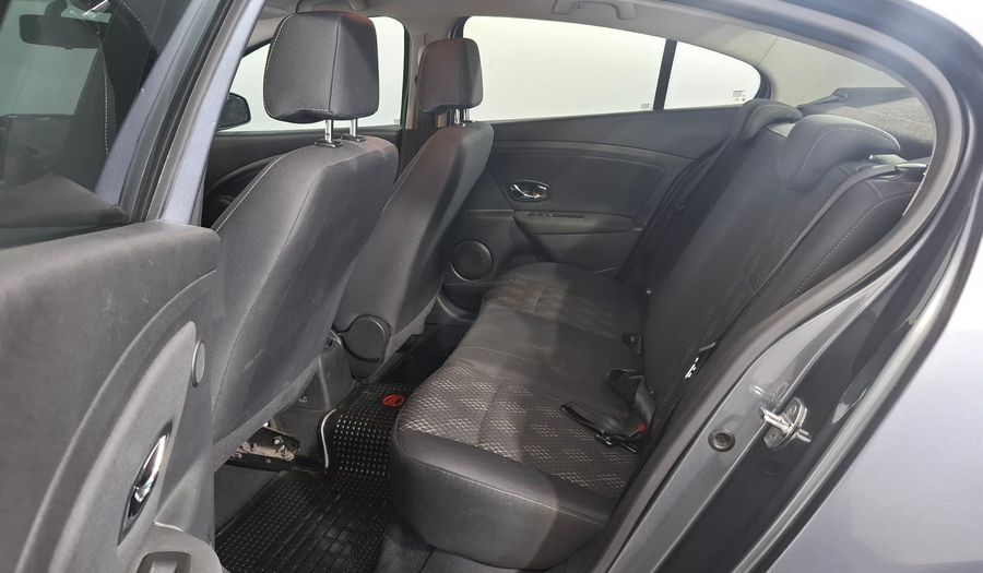 Renault Fluence 1.6 DYNAMIQUE PACK Sedan 2015