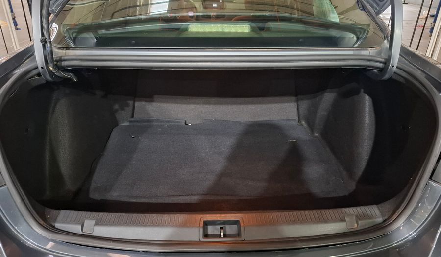 Renault Fluence 1.6 DYNAMIQUE PACK Sedan 2015