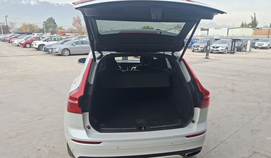 Volvo Xc60 2.0 T6 R-DESIGN AUTO 4WD Suv 2018