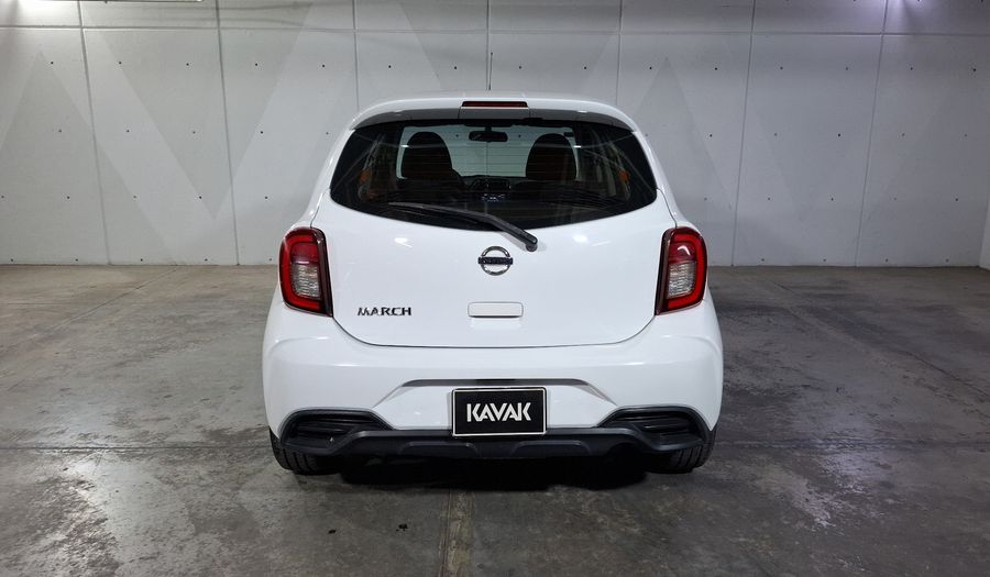 Nissan March 1.6 ADVANCE AUTO Hatchback 2021