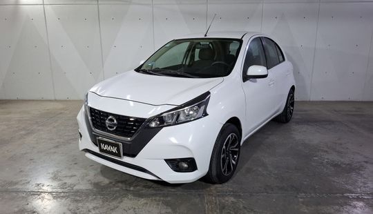 Nissan • March