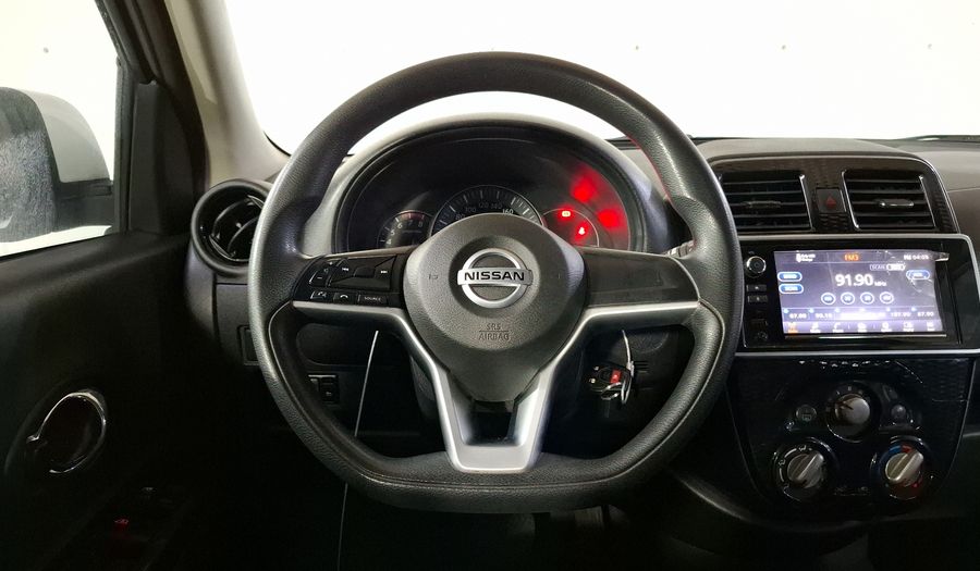Nissan March 1.6 ADVANCE AUTO Hatchback 2021