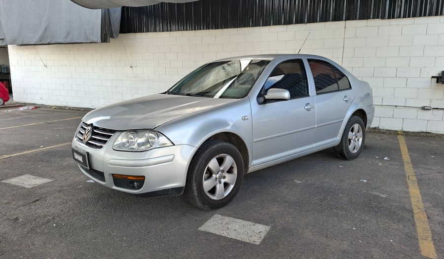 Volkswagen Bora 2.0 TRENDLINE TIPTRONIC Sedan 2013