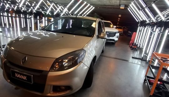 Renault • Sandero