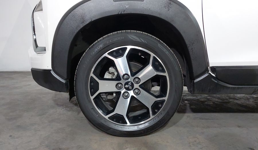 Mitsubishi Xpander 1.5 CROSS AUTO Minivan 2023