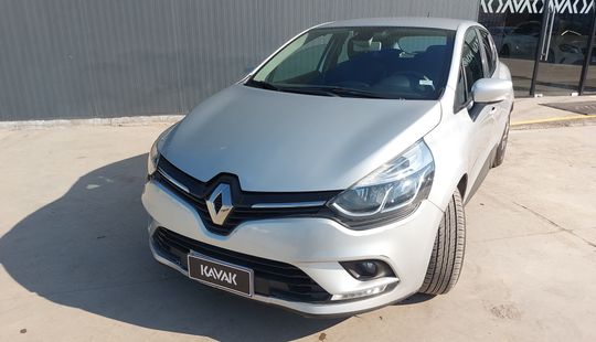 Renault • Clio