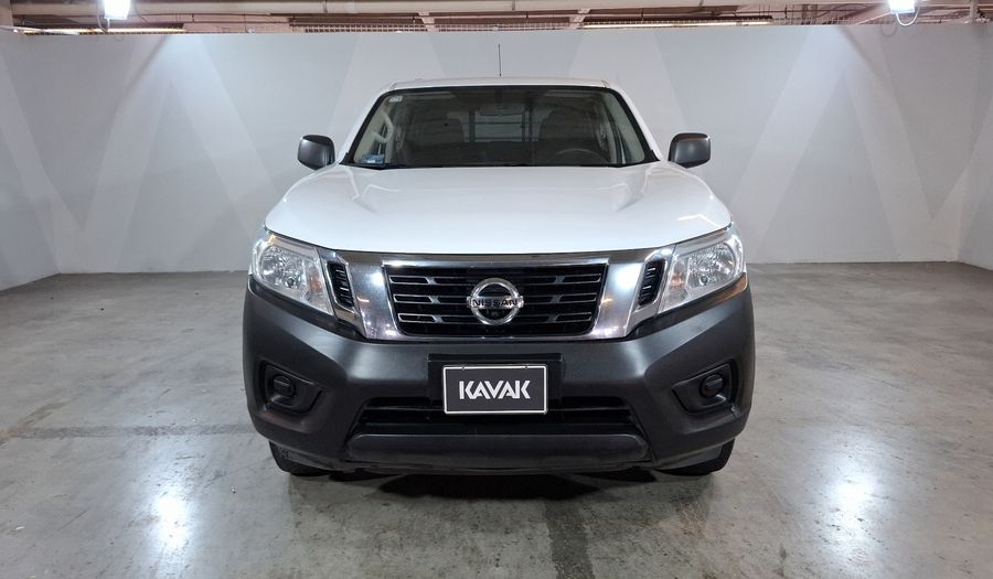 Nissan Np300 2.5 DOBLE CABINA SE AC PAQ SEG Pickup 2020