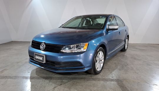 Volkswagen • Jetta