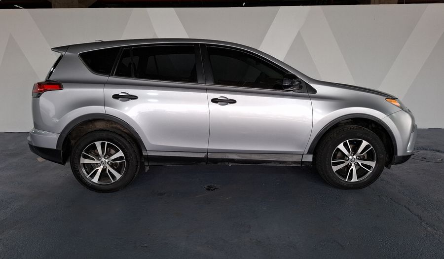Toyota Rav4 2.5 LE AT Suv 2017