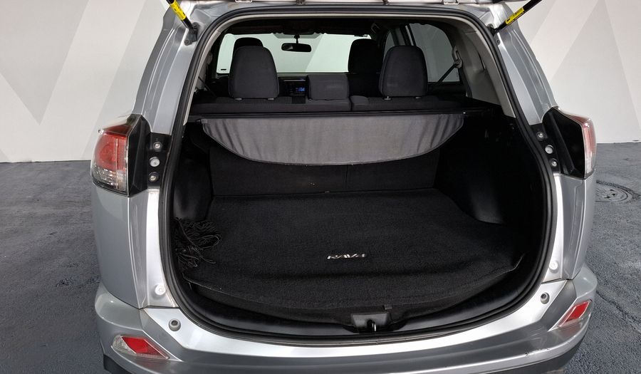 Toyota Rav4 2.5 LE AT Suv 2017