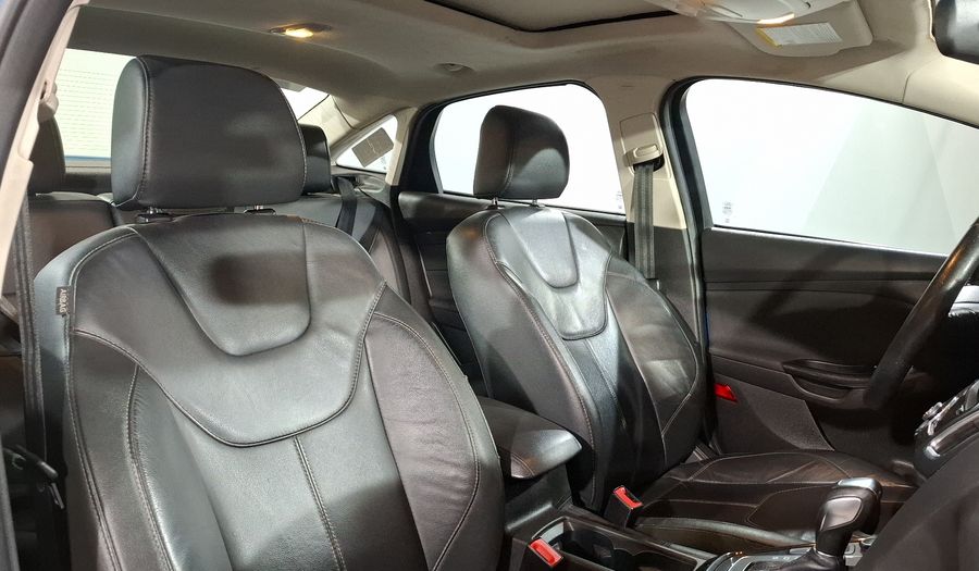 Ford Focus 2.0 TITANIUM AT Sedan 2016