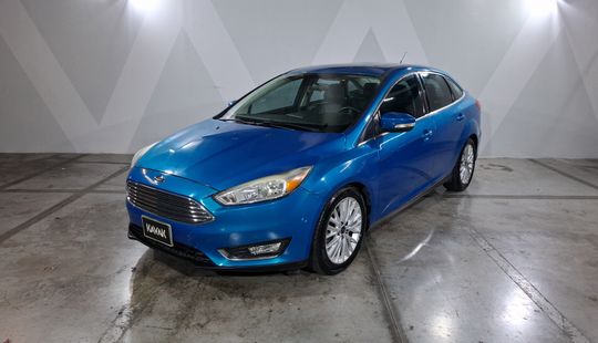 Ford • Focus