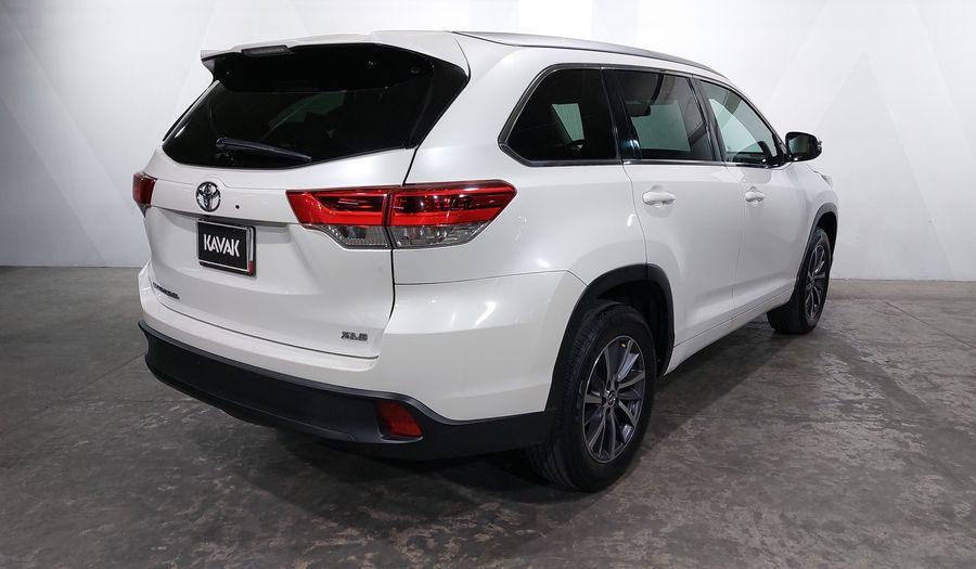 Toyota Highlander 3.5 XLE Suv 2017