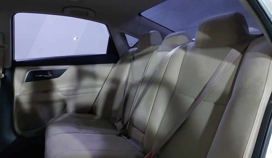 Nissan Altima 2.5 SENSE CVT Sedan 2015