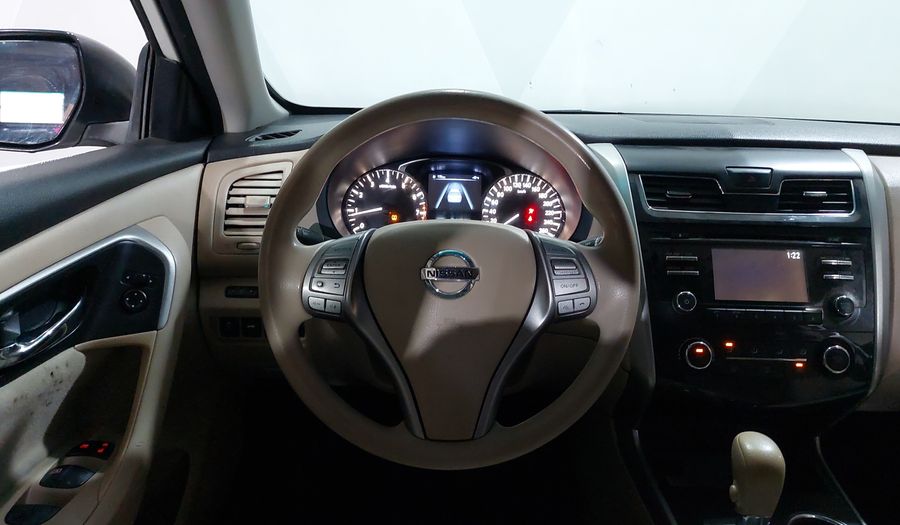 Nissan Altima 2.5 SENSE CVT Sedan 2015