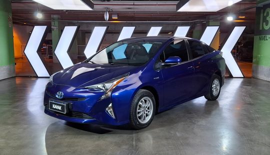 Toyota • Prius