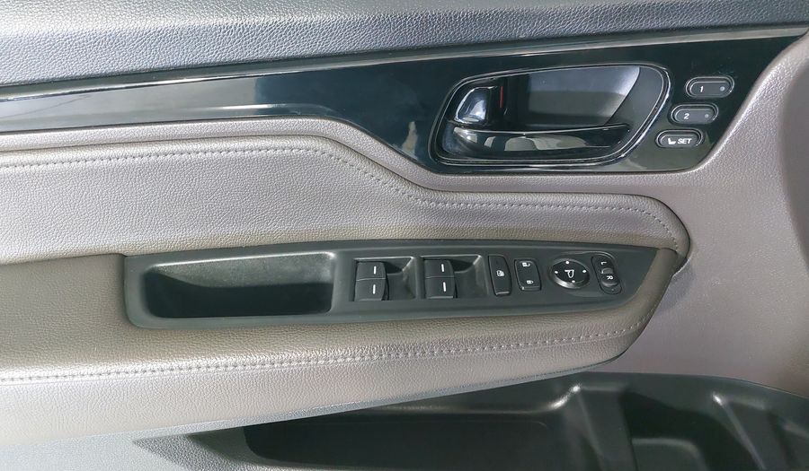 Honda Odyssey 3.5 TOURING AUTO Minivan 2018
