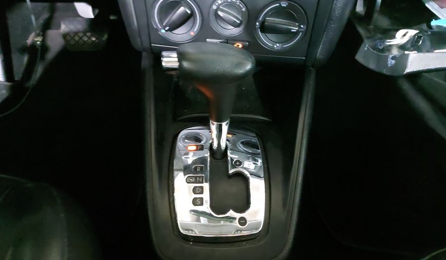 Volkswagen Jetta 2.0 TRENDLINE TIPTRONIC Sedan 2010
