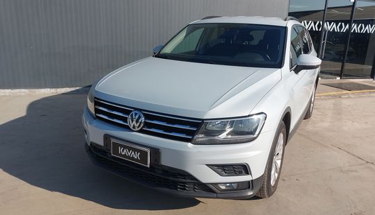 Volkswagen • Tiguan