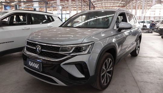 Volkswagen • Taos