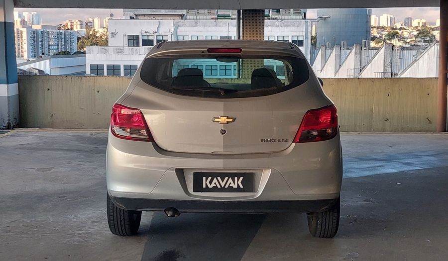 Chevrolet Onix MPFI LTZ Hatchback 2016